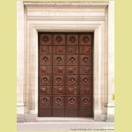traditional_strong_iron_door_8481[1].jpg